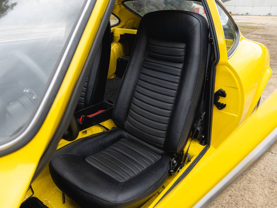 Bild 8/12 von Opel GT 1100 (1969)