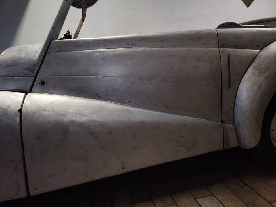 Image 39/72 of Healey 2.4 Litre Abbott (1953)