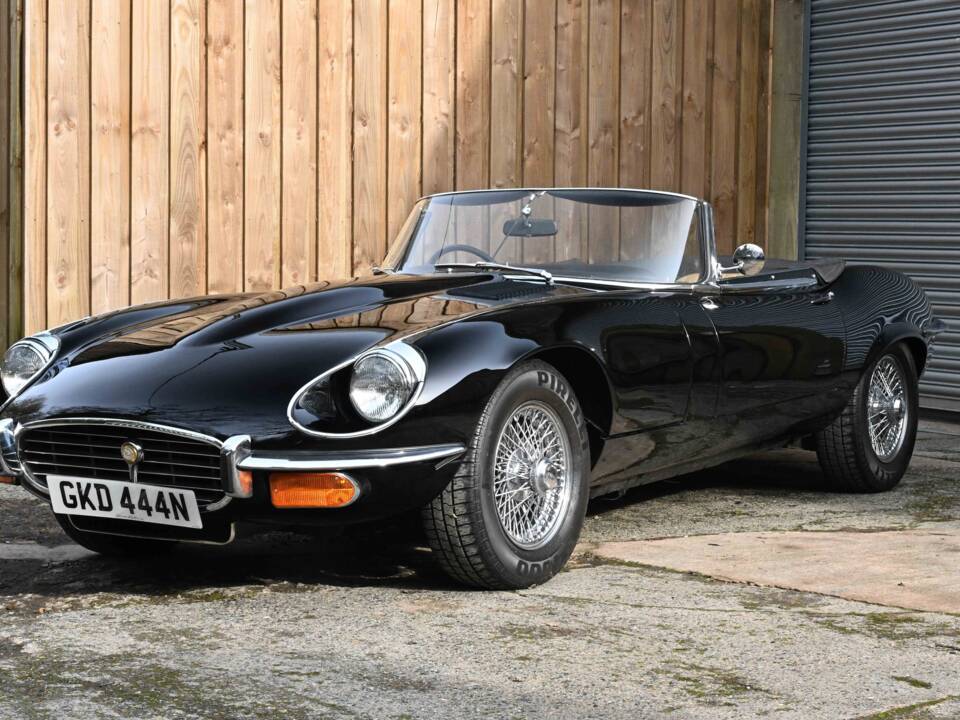 Image 1/50 de Jaguar Type E V12 (1974)