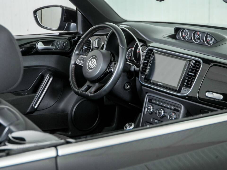 Image 17/50 de Volkswagen Beetle 1.2 TSI (2014)