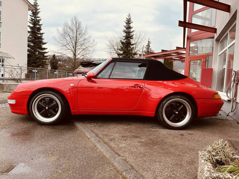 Bild 8/8 von Porsche 911 Carrera (1995)