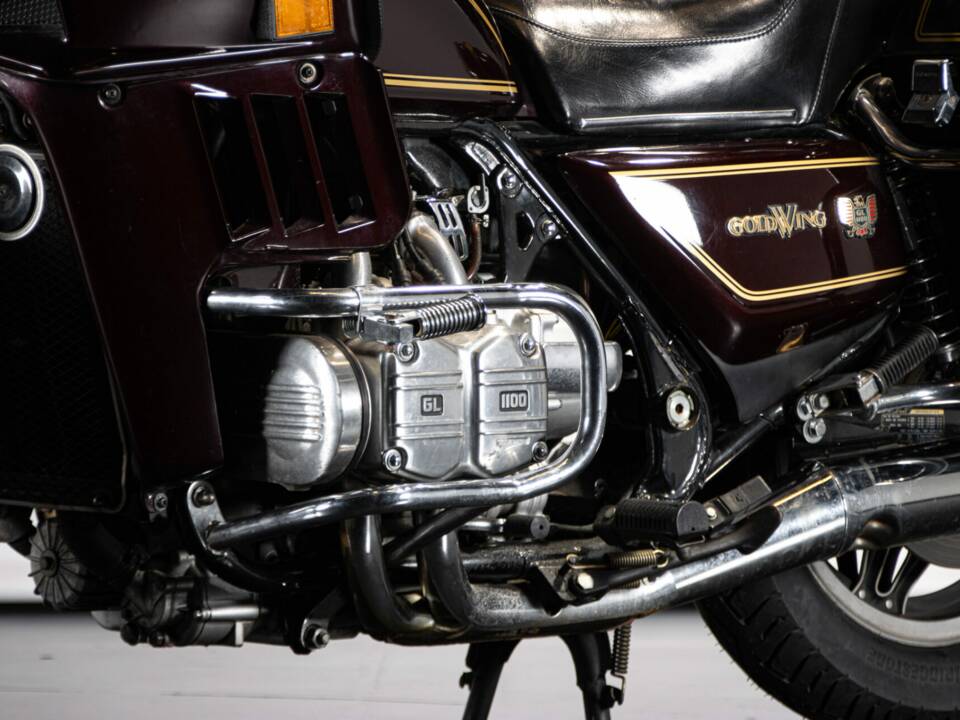 Immagine 39/50 di Honda GL 1100 Gold Wing (1981)