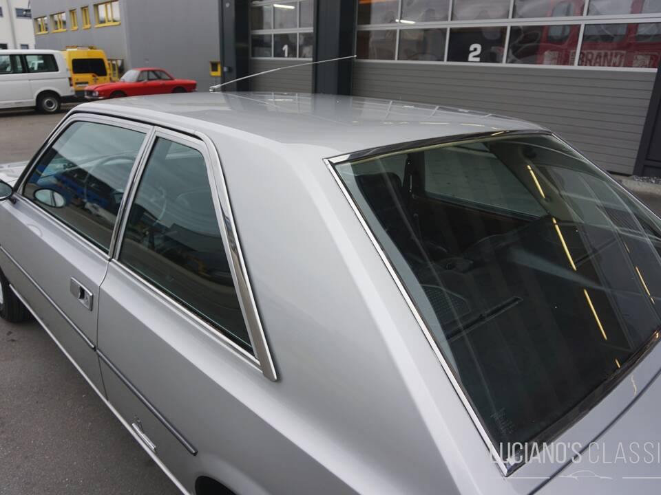 Image 20/66 of FIAT 130 Coupé (1972)
