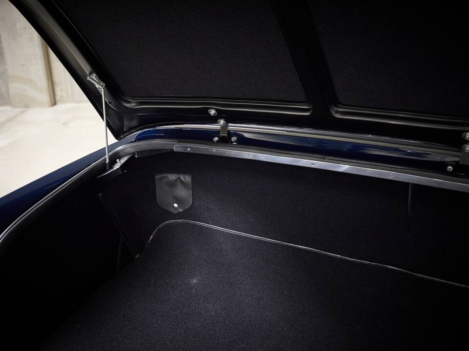 Imagen 58/90 de Ferrari 250 GT 2+2 (1963)