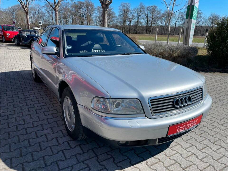 Image 3/17 of Audi A8 3.7 (1999)