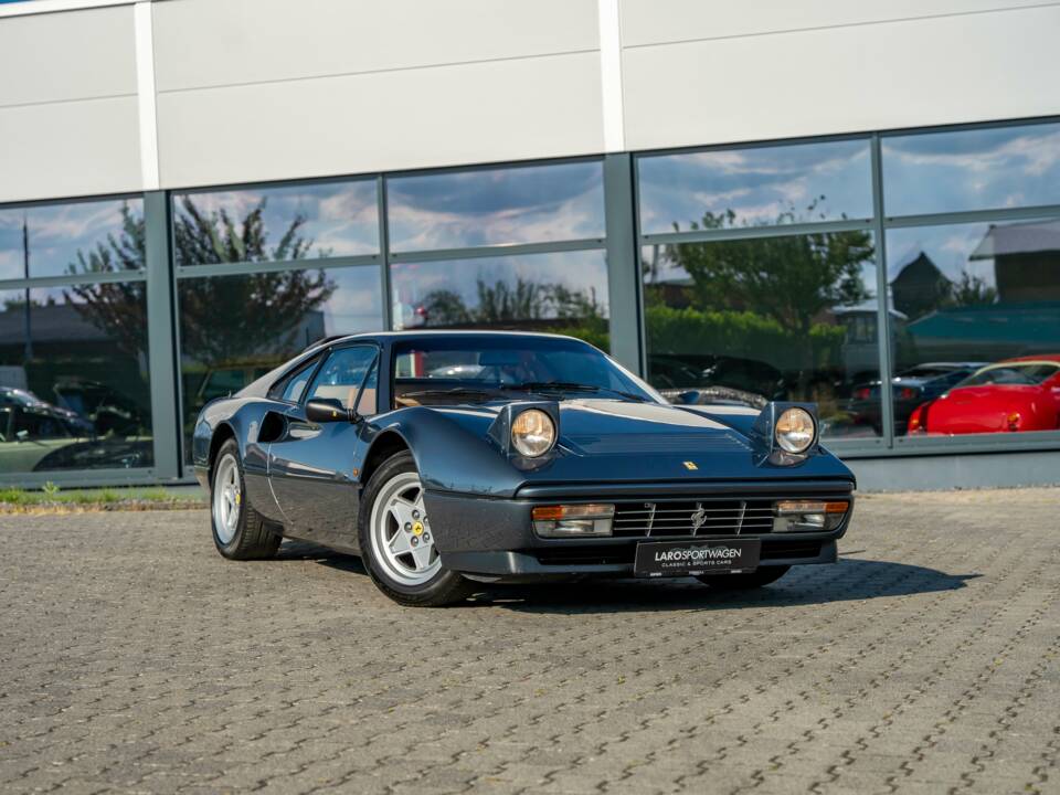 Image 26/36 de Ferrari 328 GTB (1986)