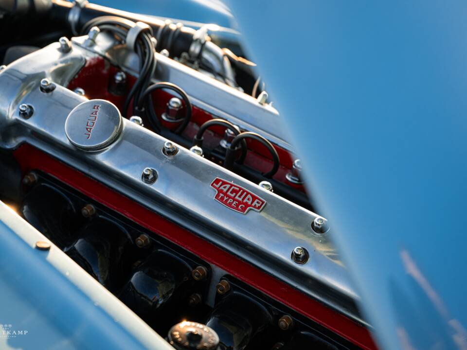 Imagen 19/22 de Jaguar XK 140 SE DHC (1955)