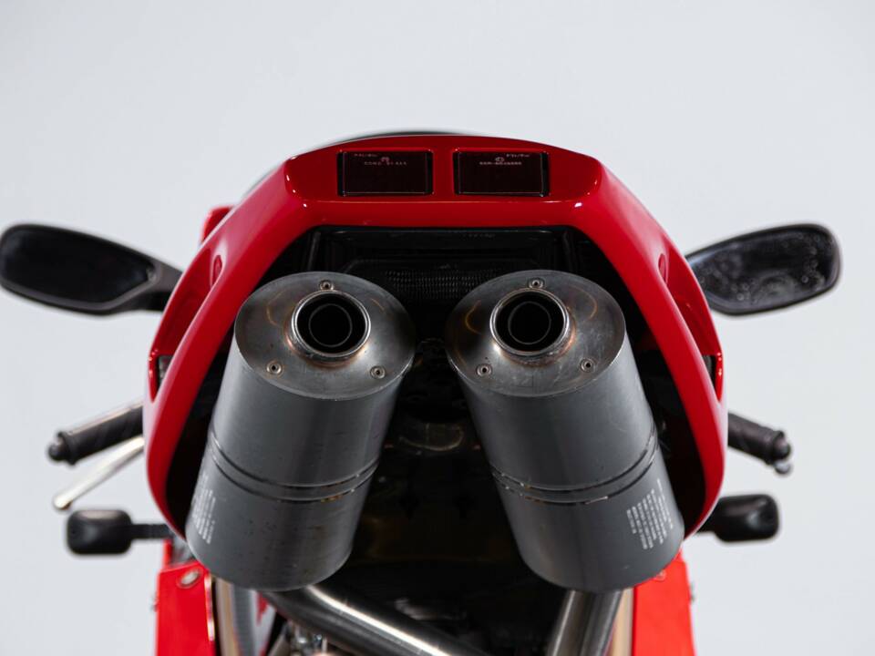 Immagine 11/50 di Ducati DUMMY (1994)