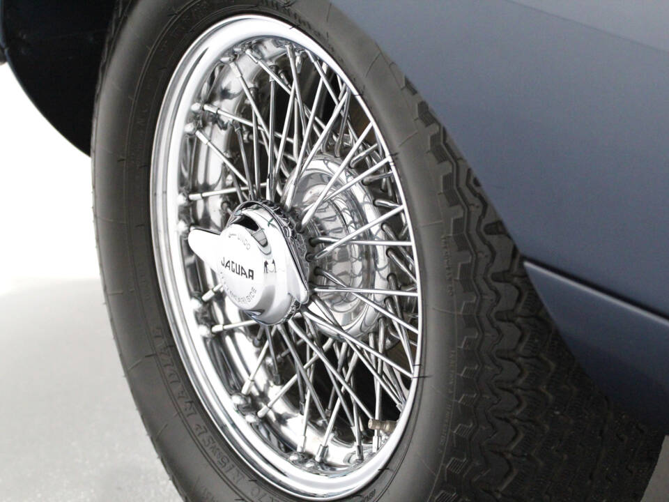Bild 23/39 von Jaguar E-Type 4.2 (1966)