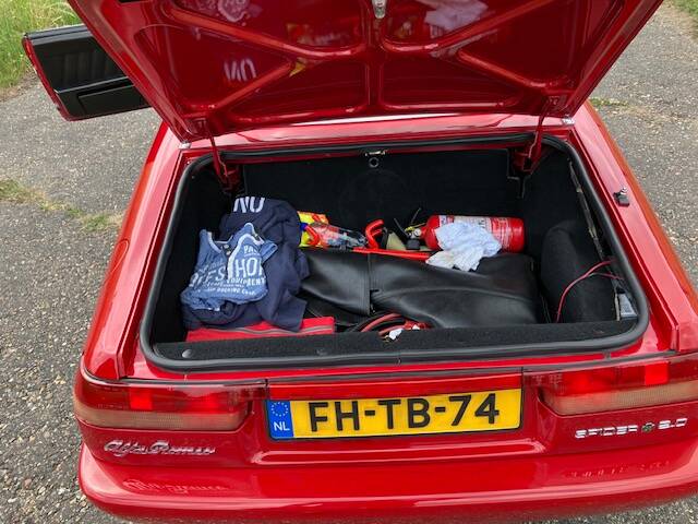Imagen 7/8 de Alfa Romeo 2.0 Spider (1992)