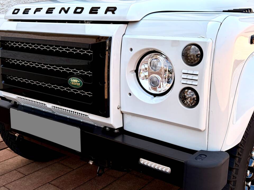 Bild 5/18 von Land Rover Defender 90 TD4 (2007)