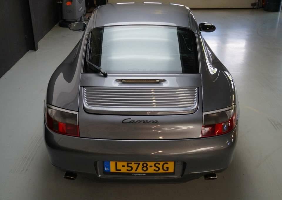 Afbeelding 31/50 van Porsche 911 Carrera (2001)