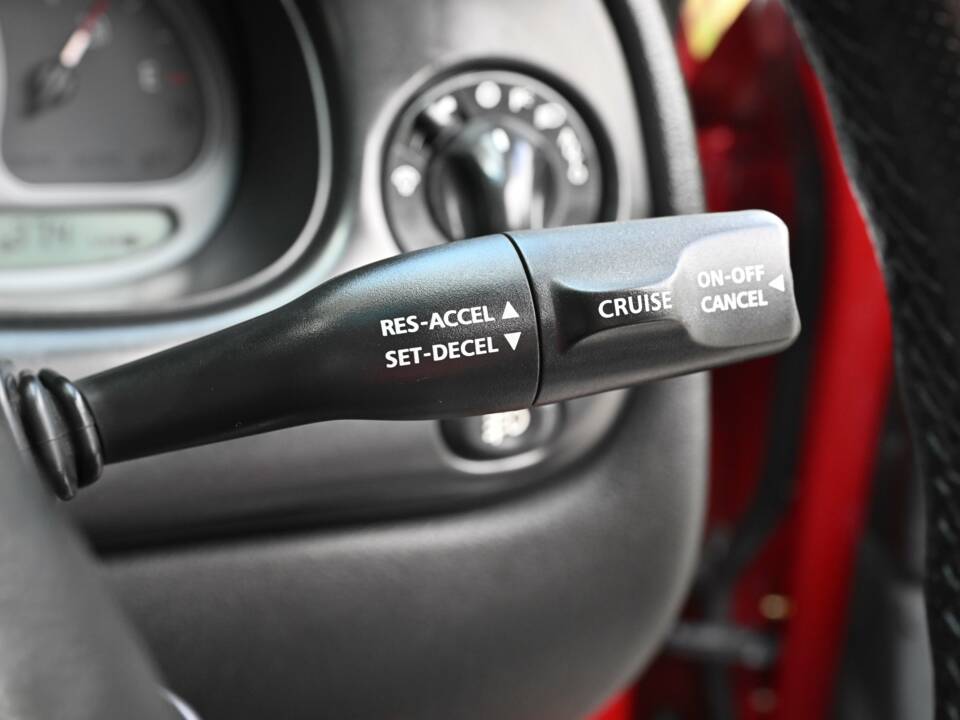 Image 33/35 of Holden Monaro CAPA F 320 C (2003)