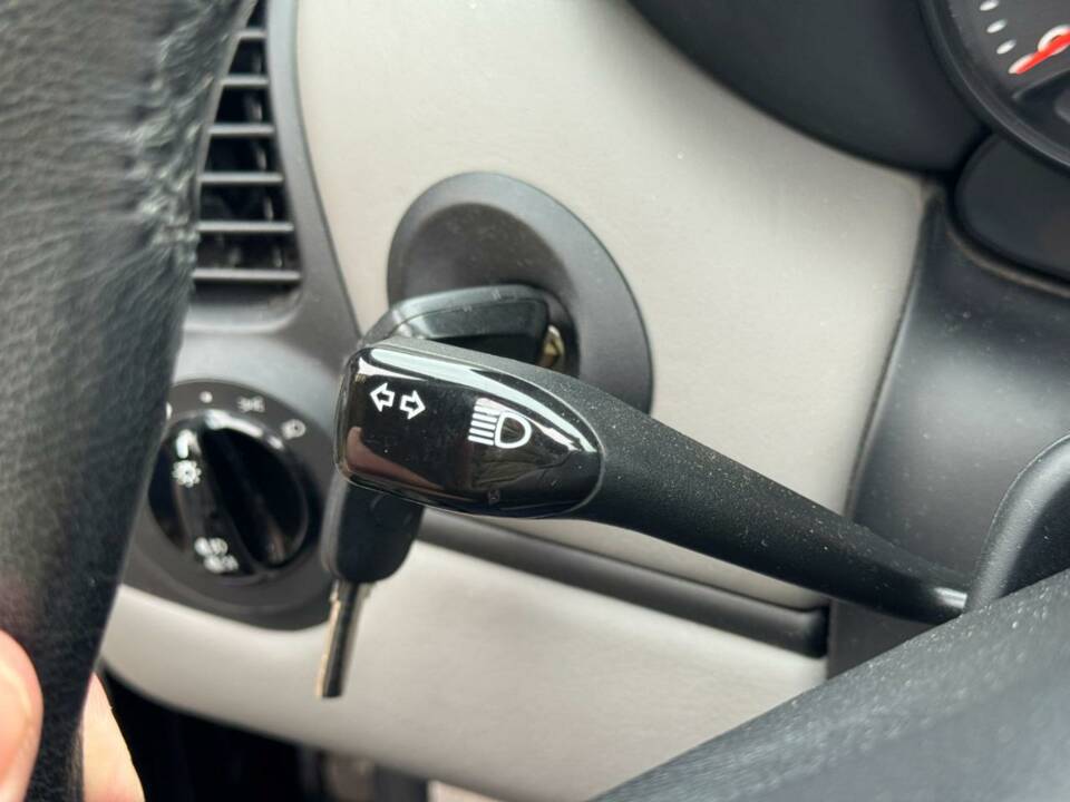 Image 29/34 of Porsche Boxster (2000)