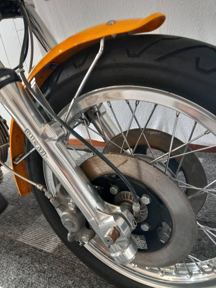Immagine 25/30 di Ducati 750 Sport (1973)