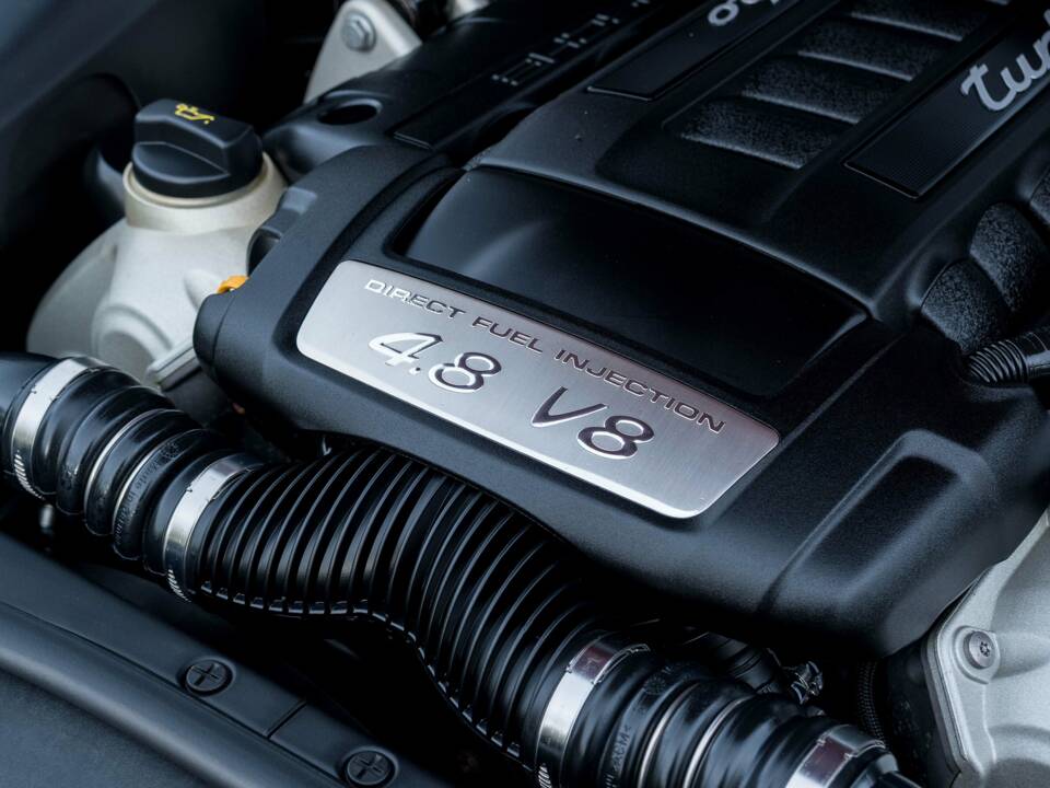 Image 44/45 of Porsche Cayenne Turbo (2009)