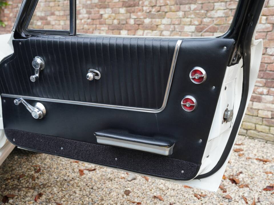 Bild 17/50 von Chevrolet Corvette Sting Ray (1963)