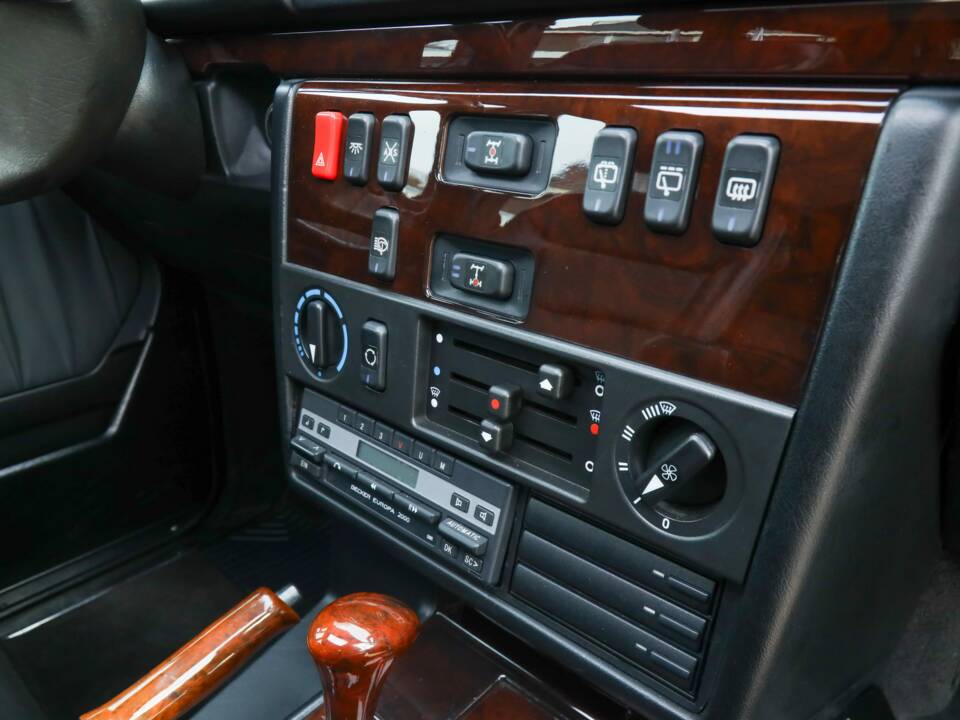 Bild 38/50 von Mercedes-Benz 500 GE (1993)