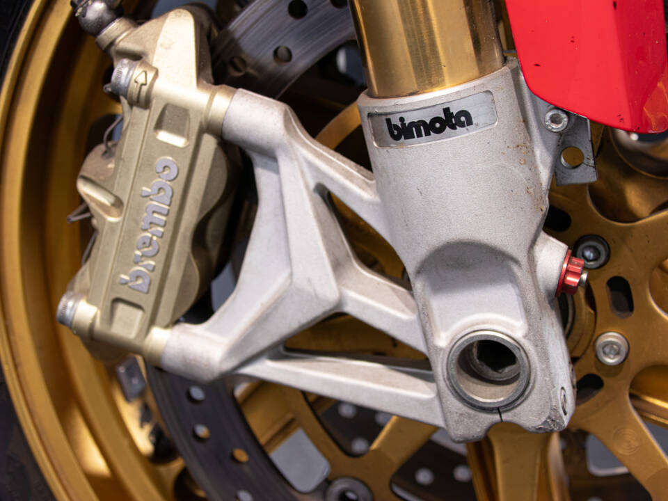 Immagine 8/50 di Bimota DUMMY (2007)