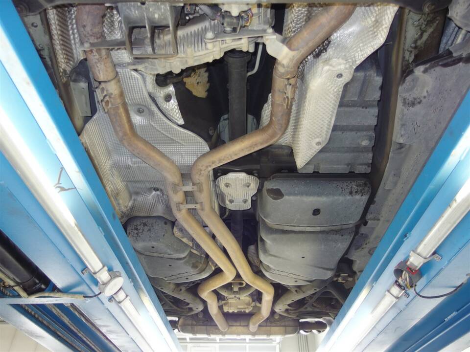 Imagen 91/97 de Porsche Cayenne Turbo (2011)