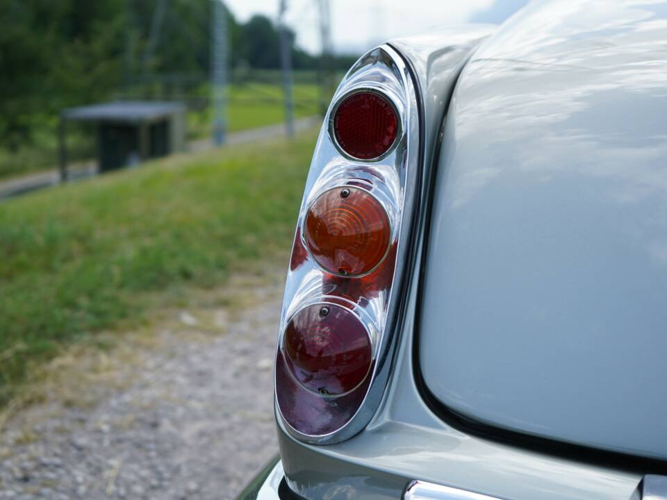 Afbeelding 72/72 van Ferrari 250 GTE (1962)