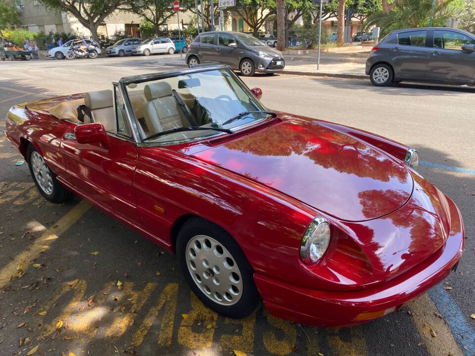 Image 6/21 of Alfa Romeo 1.6 Spider (1991)