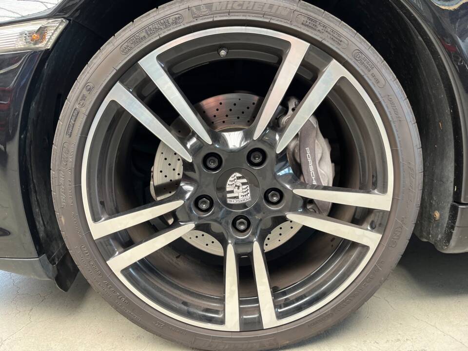 Image 21/39 of Porsche 911 Carrera (2011)