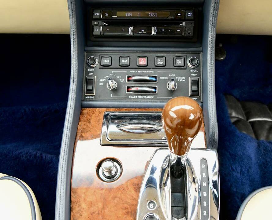 Immagine 25/50 di Bentley Continental T (2003)