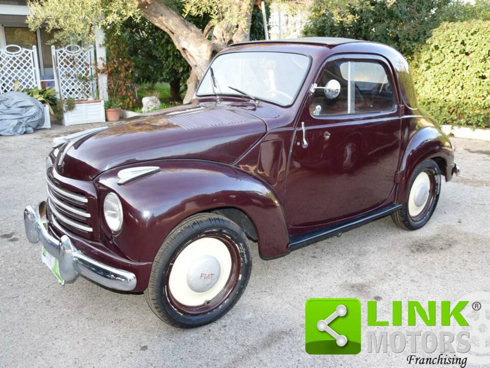 Image 2/10 of FIAT 500 C Topolino (1950)