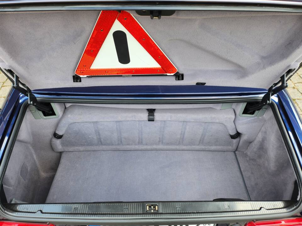 Image 11/16 of Mercedes-Benz SL 320 (1995)