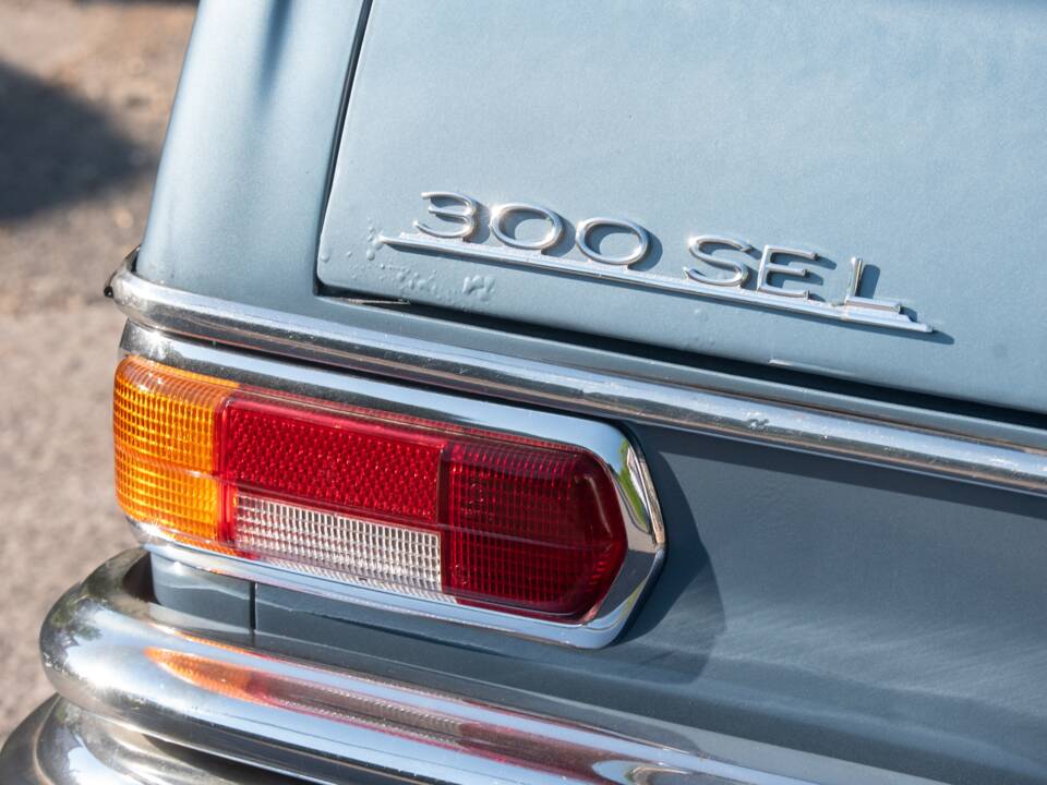 Bild 12/32 von Mercedes-Benz 300 SEL 6.3 (1972)