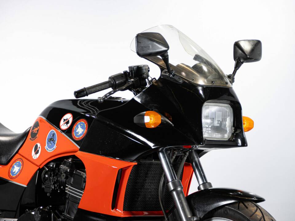 Afbeelding 32/50 van Kawasaki GPz 900 R Ninja (1984)