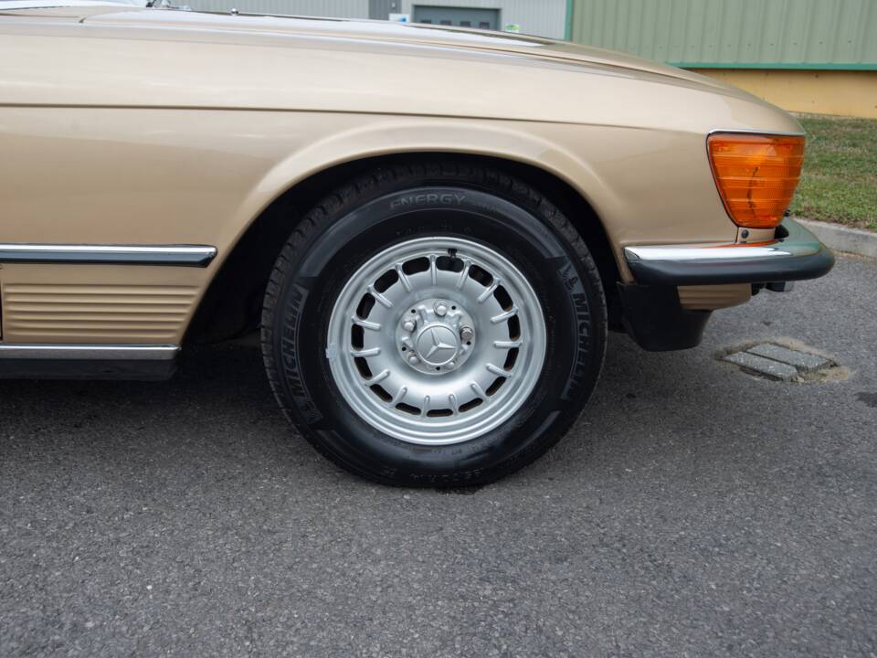 Bild 29/39 von Mercedes-Benz 280 SL (1984)