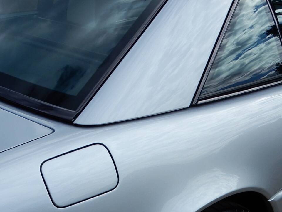 Image 27/35 of Mercedes-Benz SL 500 (2000)