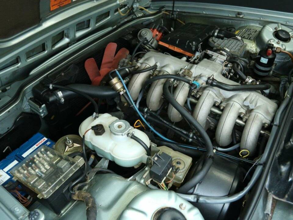 Bild 41/49 von BMW 633 CSi A (1980)