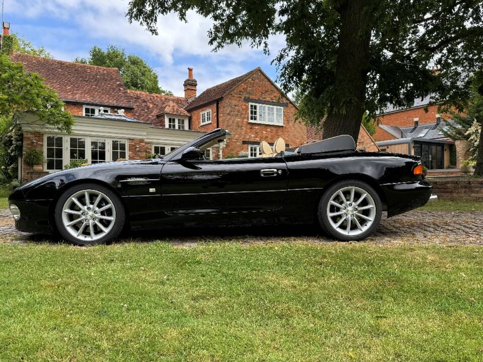 Bild 8/30 von Aston Martin DB 7 Vantage Volante (2003)