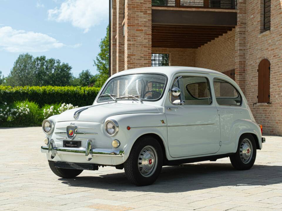 Immagine 1/50 di Abarth Fiat 850 TC (1963)
