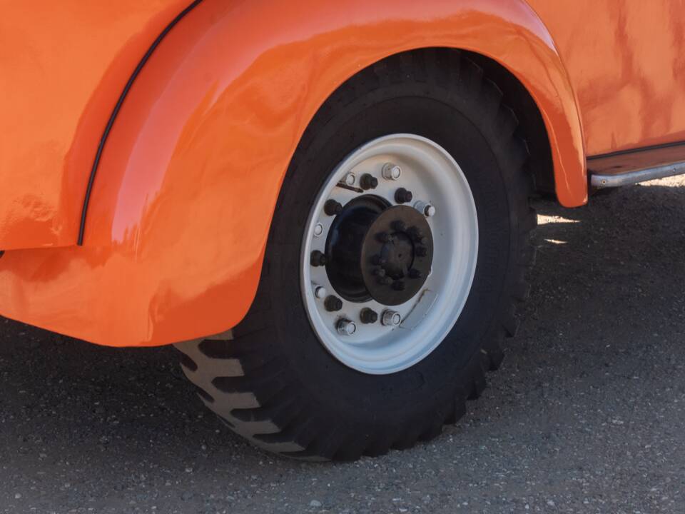 Bild 10/50 von Chevrolet COE Truck (1944)