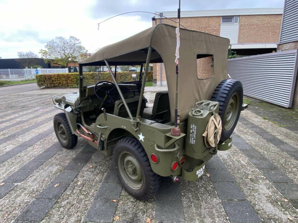 Image 16/42 of Willys MB (1942)