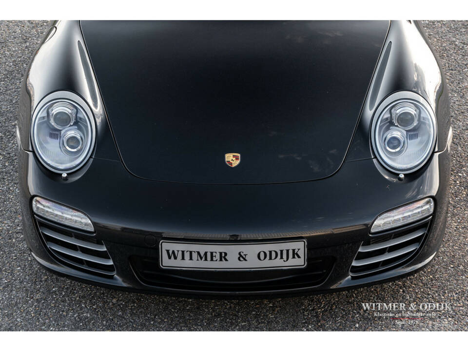 Image 23/32 de Porsche 911 Carrera 4S (2009)