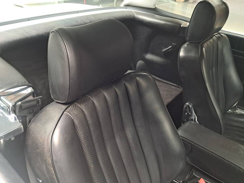Bild 17/24 von Mercedes-Benz 420 SL (1986)