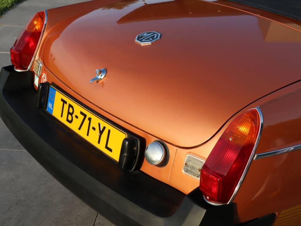 Image 10/50 of MG MGB Limited Edition (1981)