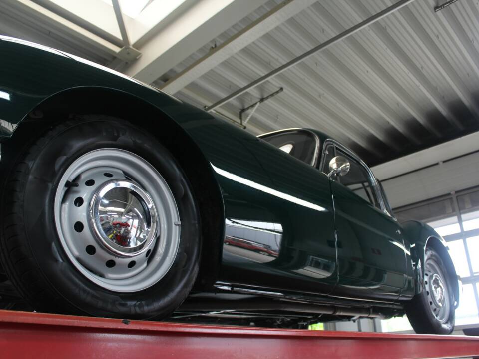 Immagine 7/50 di MG MGA 1500 (1958)