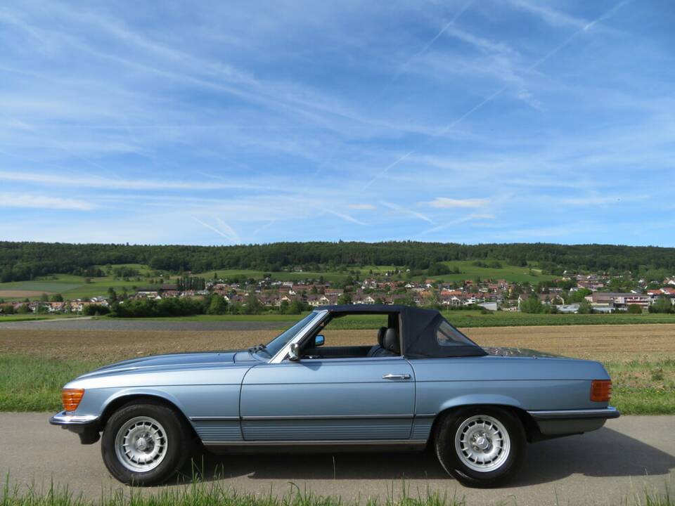 Image 4/25 of Mercedes-Benz 380 SL (1985)