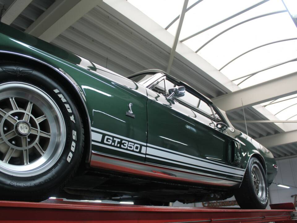 Immagine 16/50 di Ford Shelby GT 350 (1968)