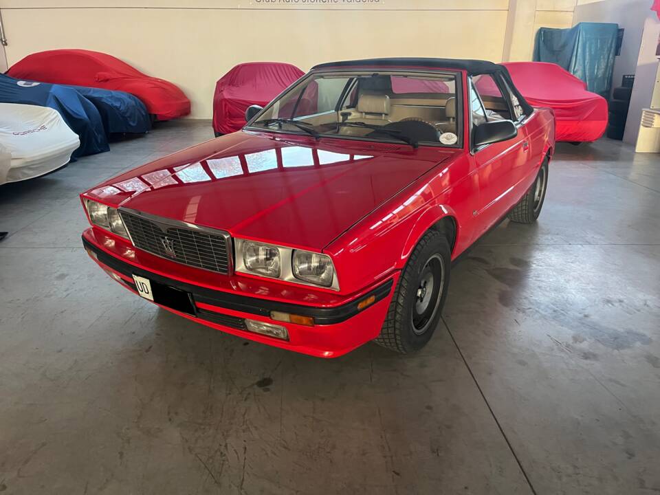 Image 8/17 of Maserati Spyder (1988)