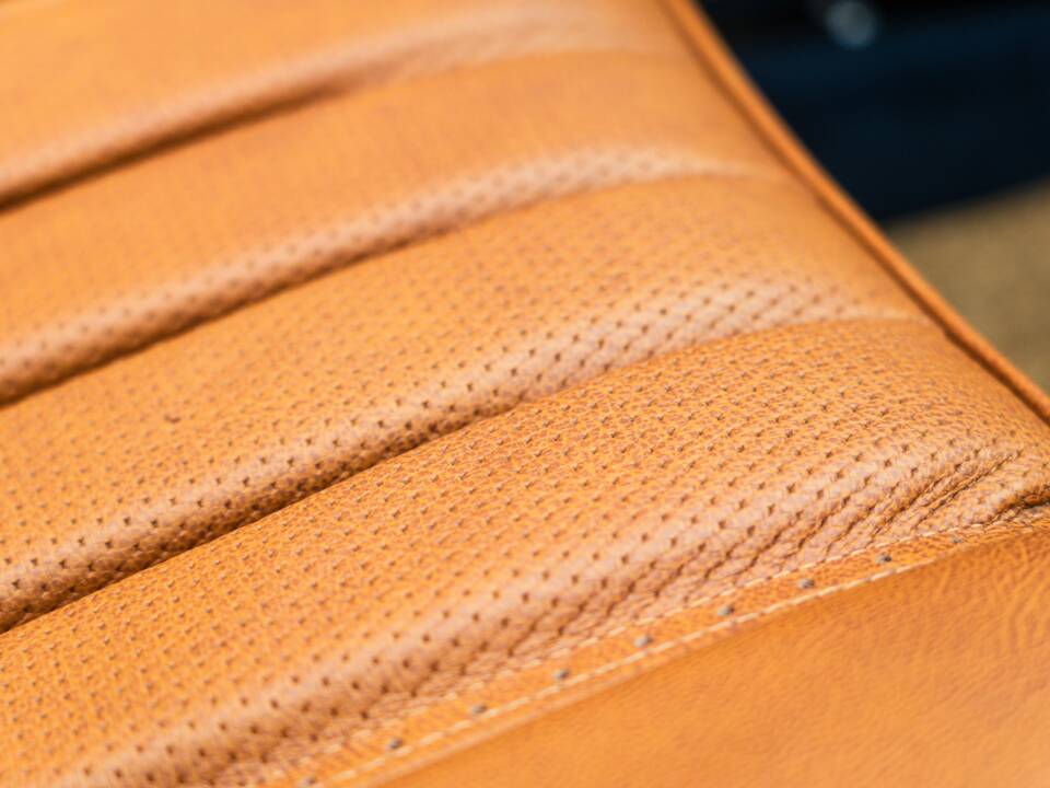 Image 23/57 de Mercedes-Benz 280 SE 3,5 (1971)