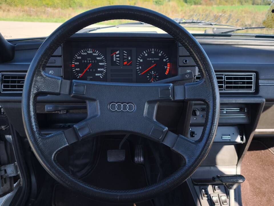 Image 90/94 de Audi 80 CD 5S (1982)