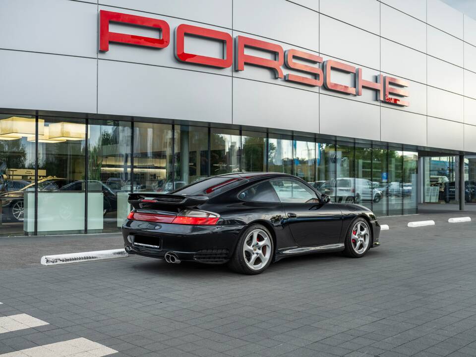 Image 56/63 of Porsche 911 Carrera 4S (2004)