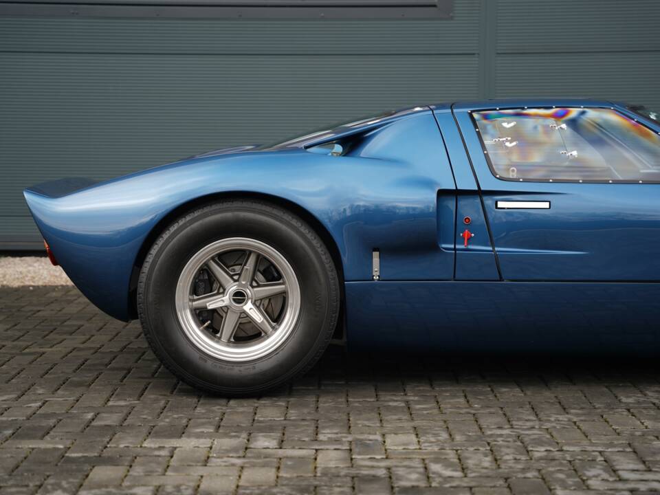 Bild 9/50 von Ford GT40 (2021)